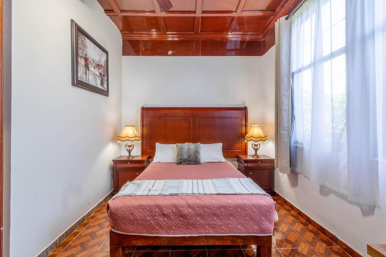 Hosteria Casa Marquez León Eksteriør bilde