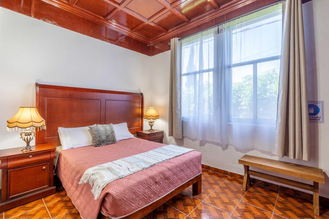 Hosteria Casa Marquez León Eksteriør bilde