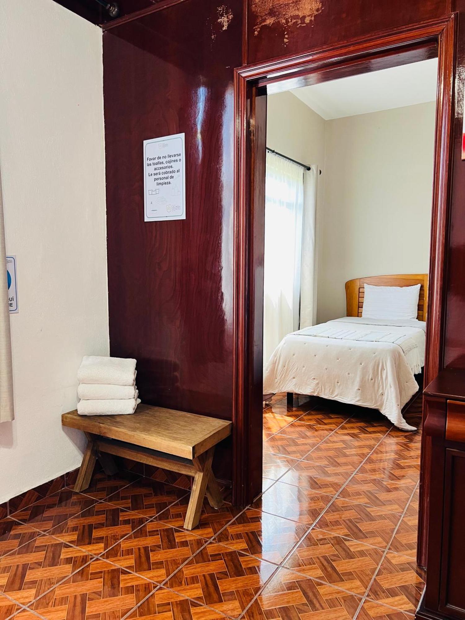 Hosteria Casa Marquez León Eksteriør bilde
