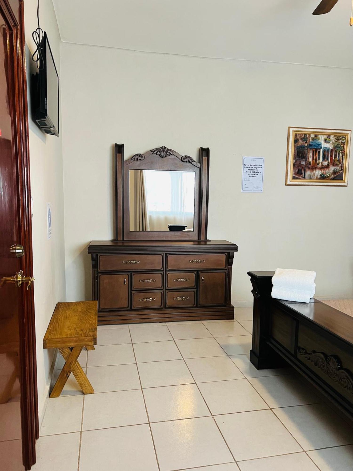 Hosteria Casa Marquez León Eksteriør bilde